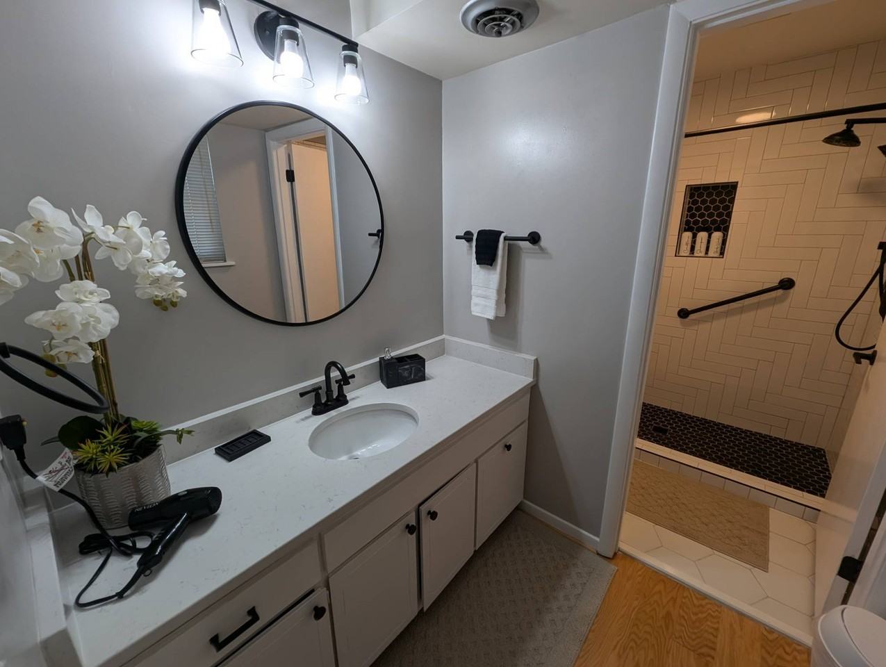 3600 Chateau Drive #1 - Photo 6 of 19