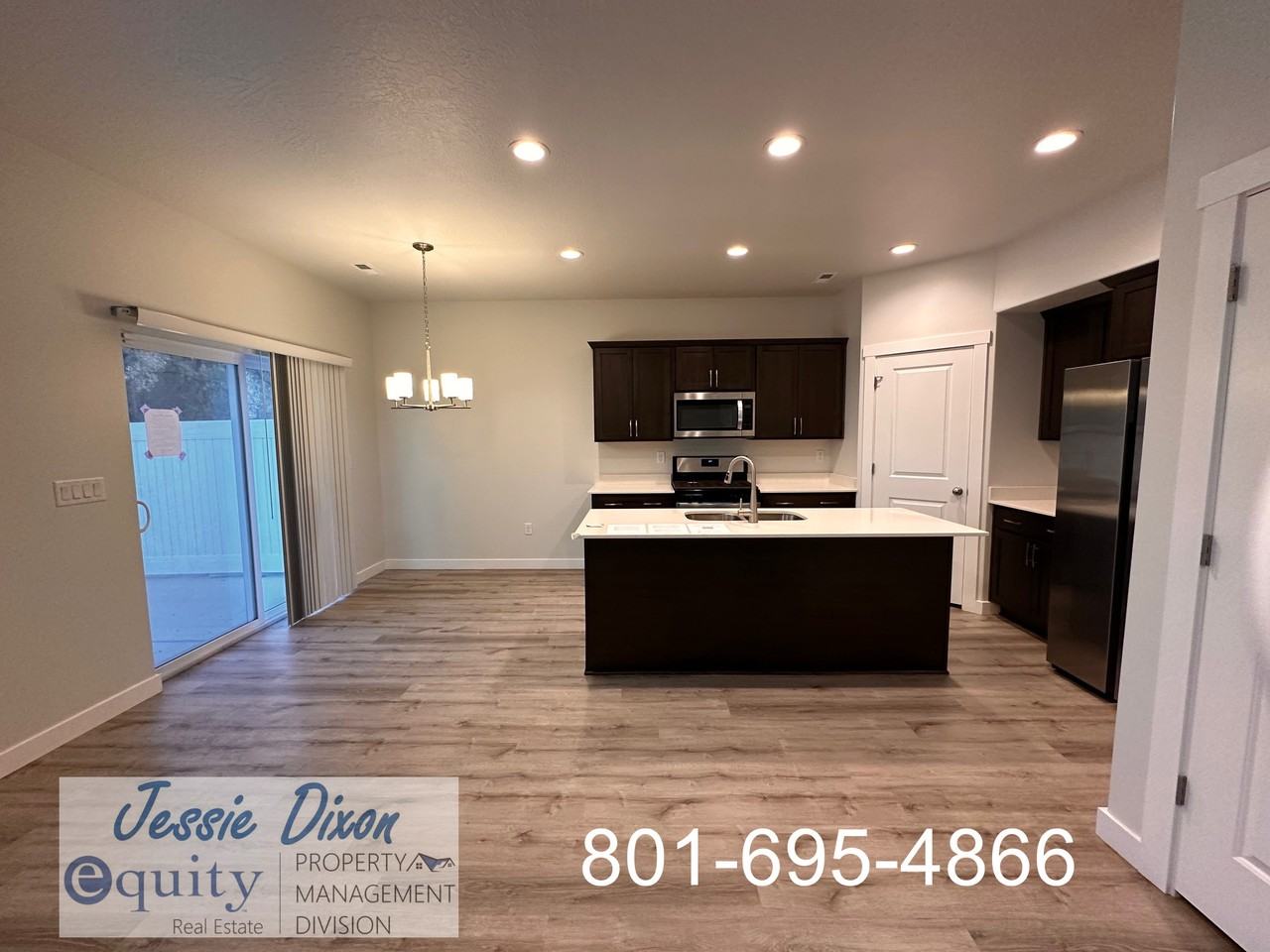 3542 Sw - Photo 2 of 19