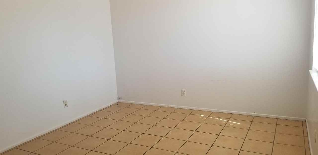 3213 Alta Monte Ave Ne #2 - Photo 5 of 14