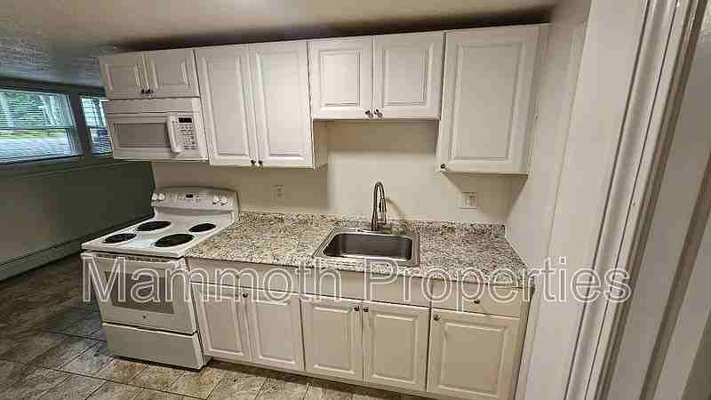 9 Emerald Dr #2 - Photo 5 of 21