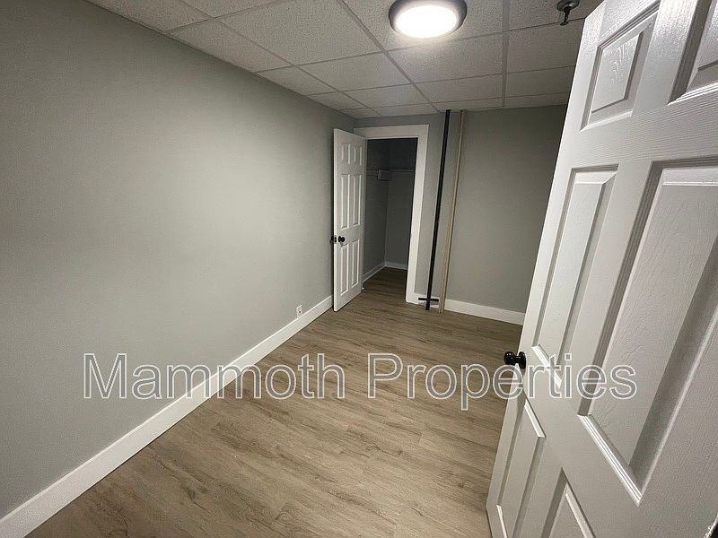 539 Pine Street - Photo 5 of 8