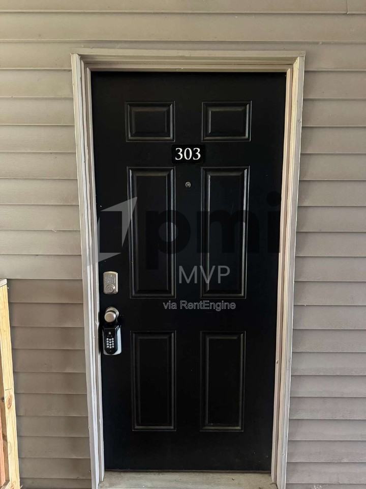 904 Taylor Station Road #303 - Photo 2 of 25