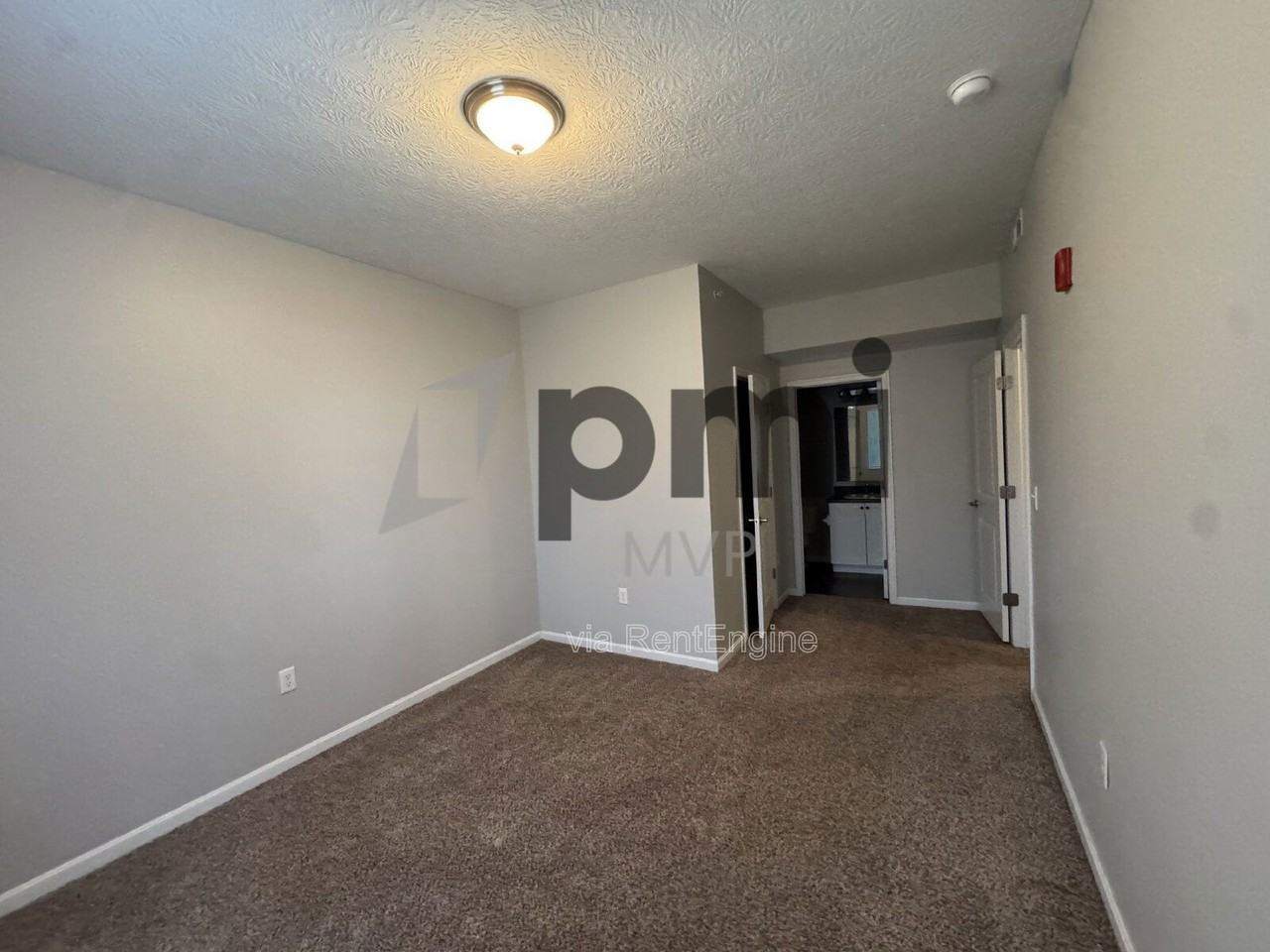 904 Taylor Station Road #303 - Photo 6 of 25