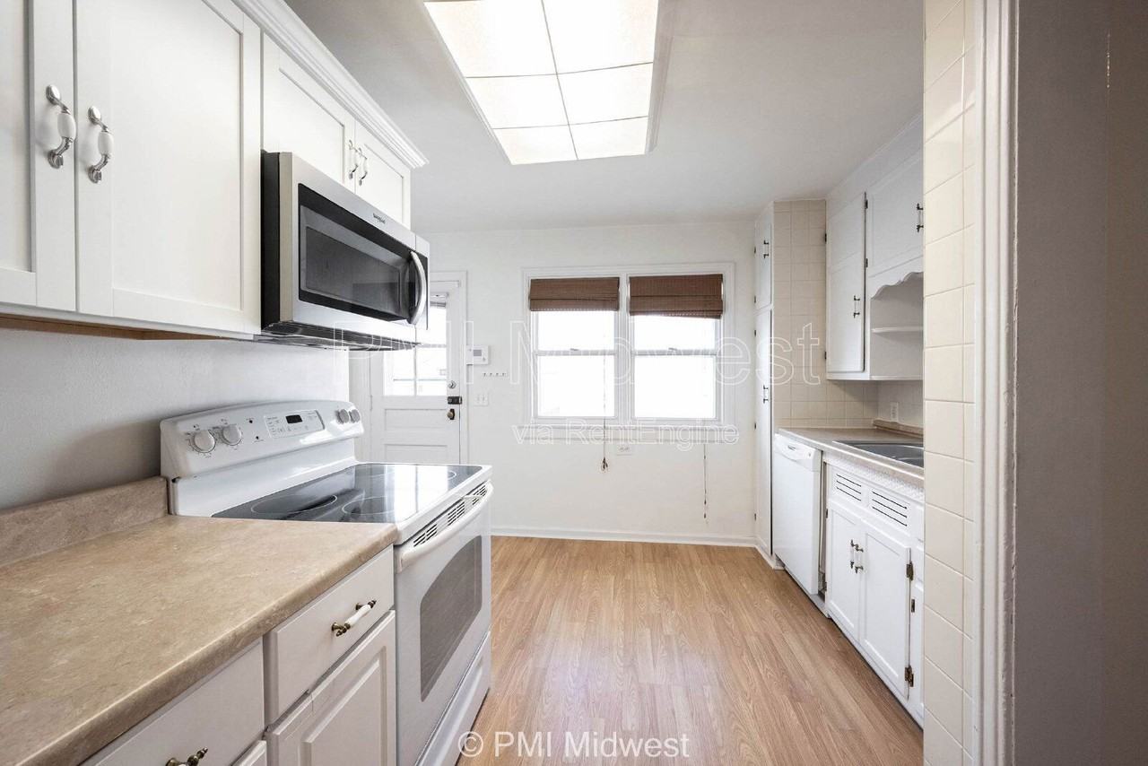 6306 Washington Blvd - Photo 6 of 17