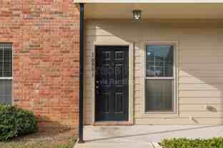 10001 Amber Circle - Photo 1 of 1