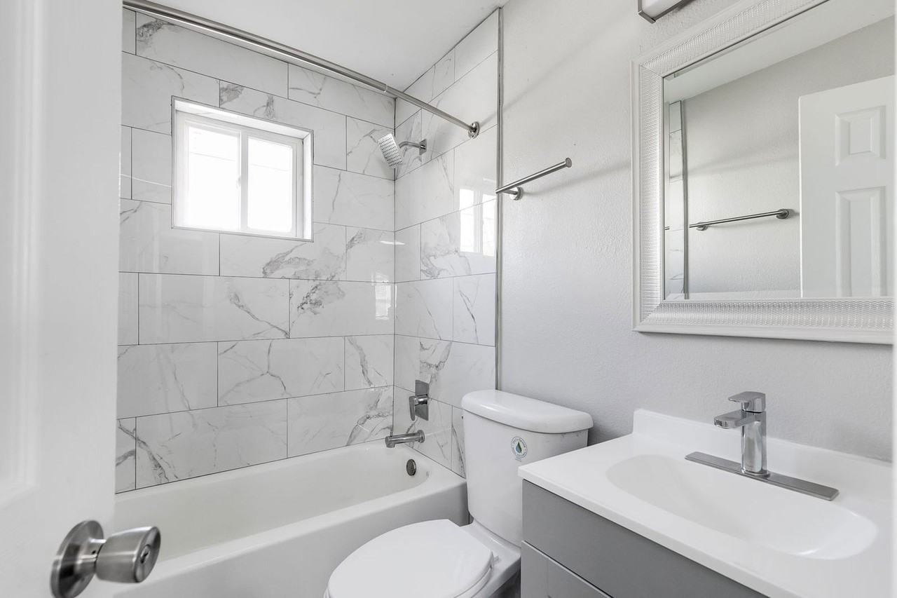 1913 Whitcomb St #2 - Photo 7 of 12