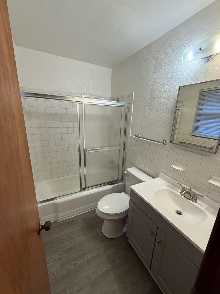 11226 Felton Street - Photo 3 of 11