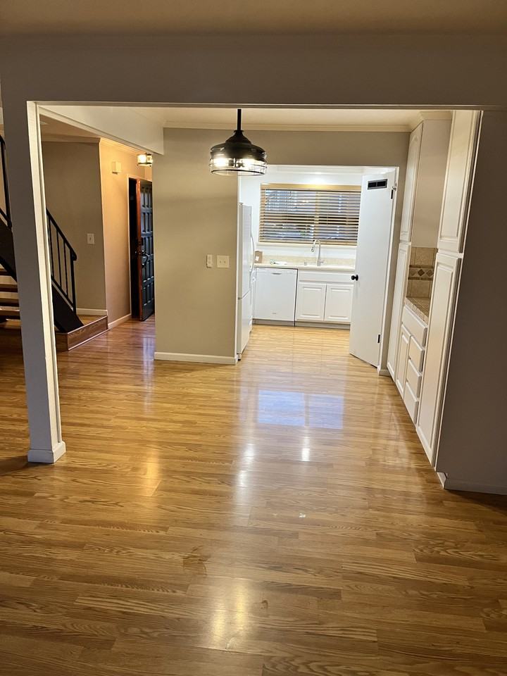 2601 Vallejo St #1 - Photo 5 of 24