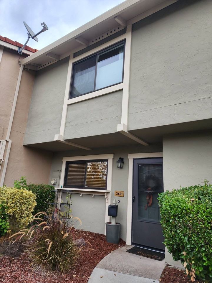 2601 Vallejo St #1 - Photo 3 of 24