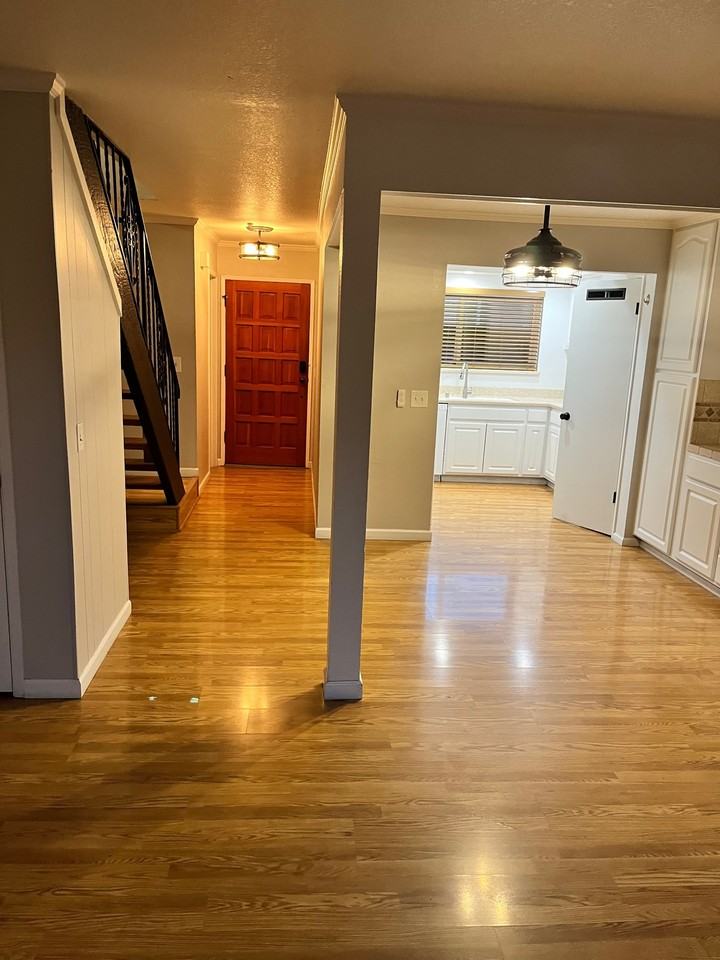 2601 Vallejo St #1 - Photo 4 of 24