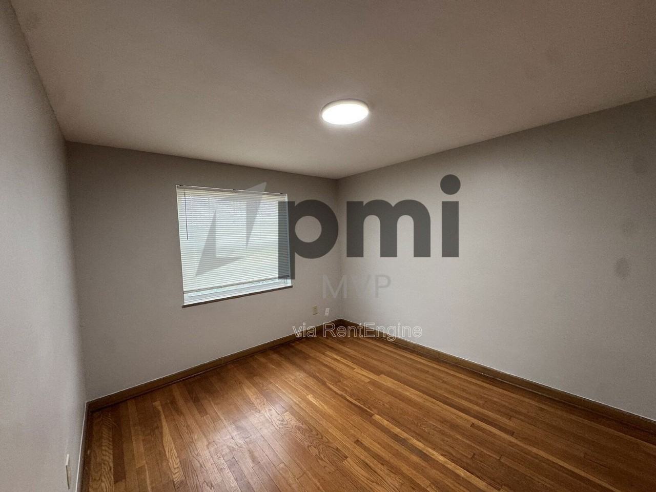 2137 Ridgeview Rd - Photo 7 of 15