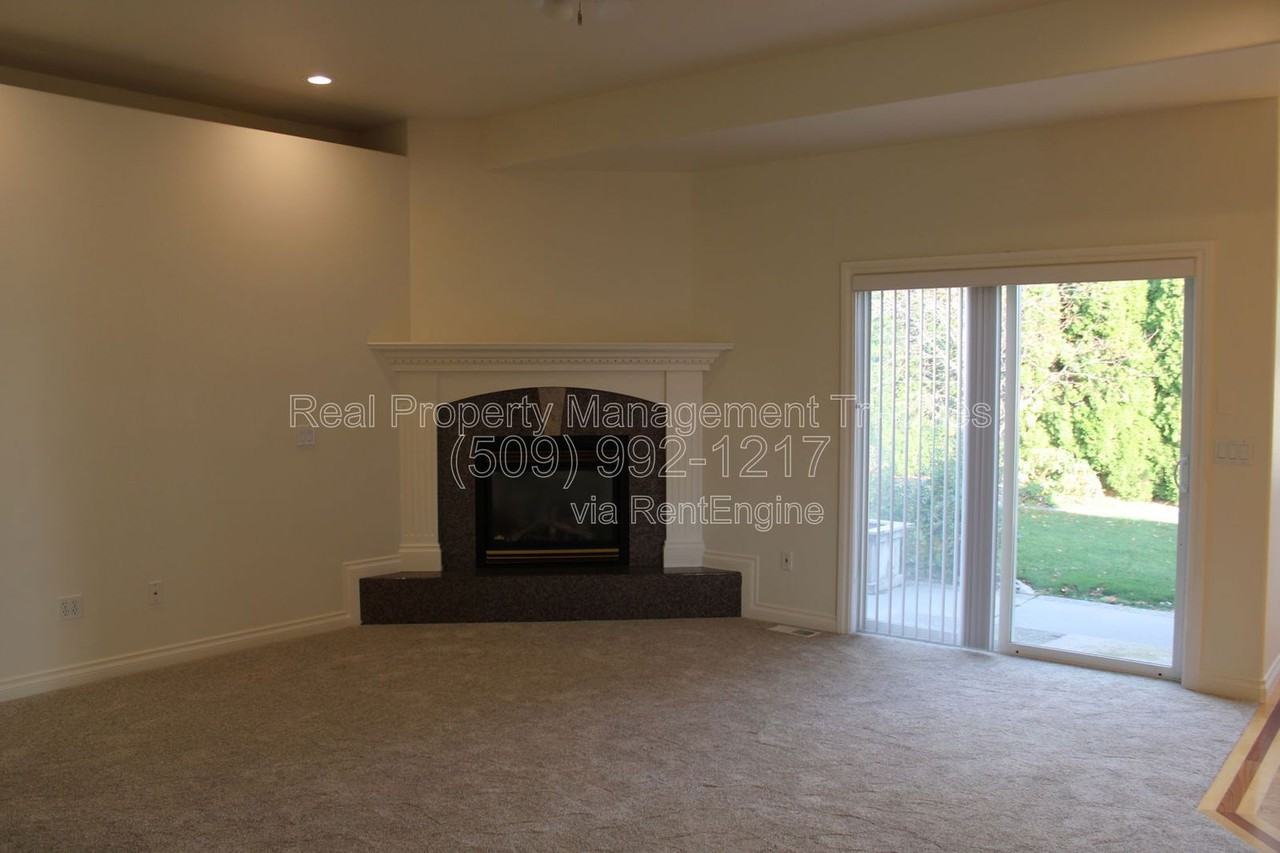 4000 W 34th Ct - Photo 7 of 16