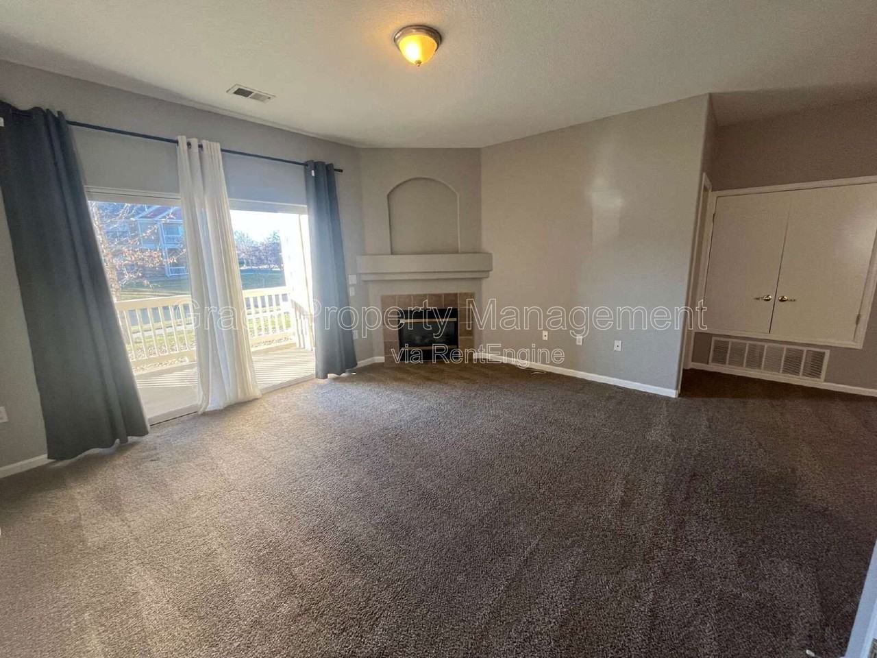 3370 Boulder Cir #104 - Photo 5 of 14