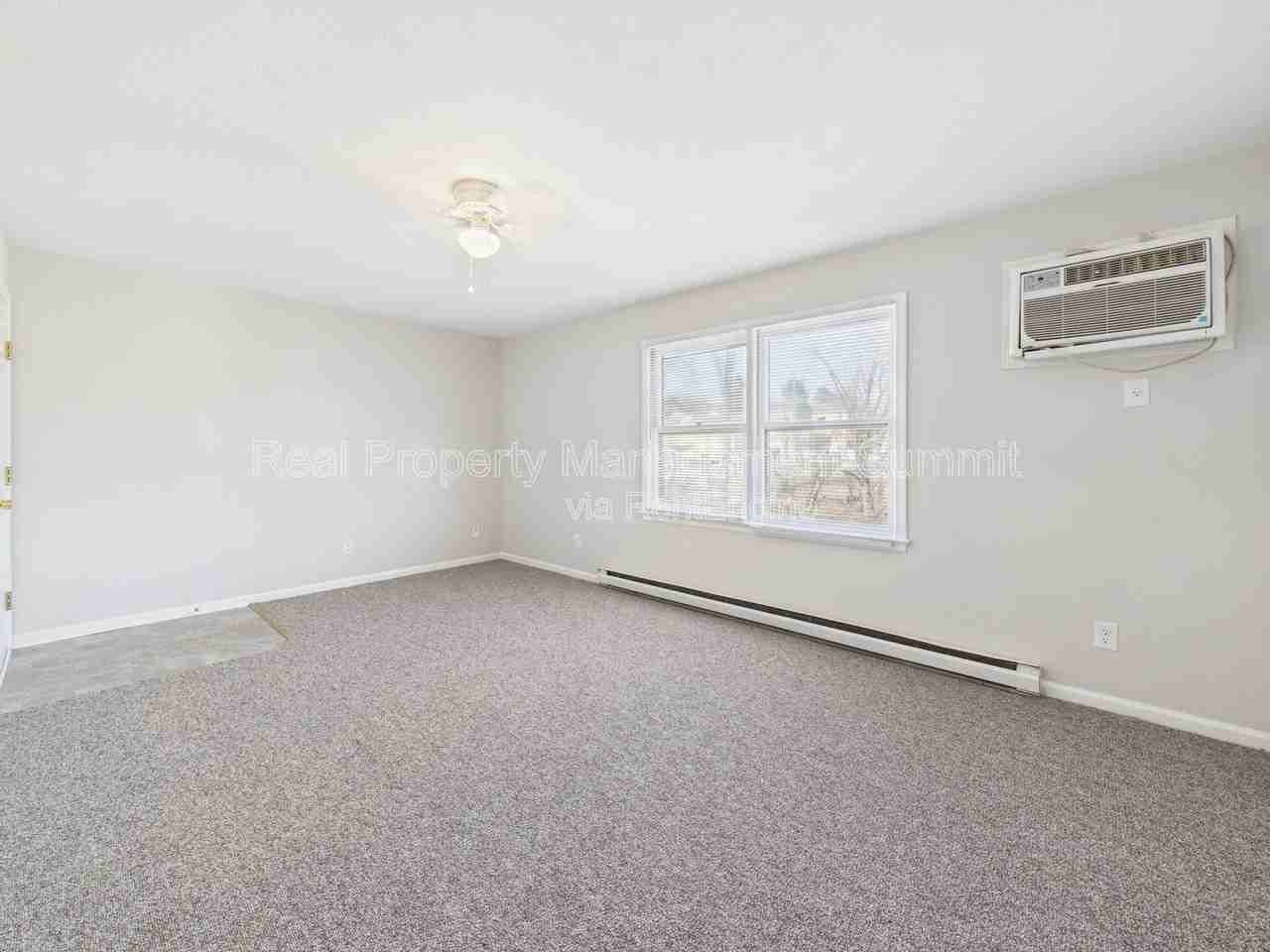 2501 Hickory Street #B4 - Photo 2 of 16