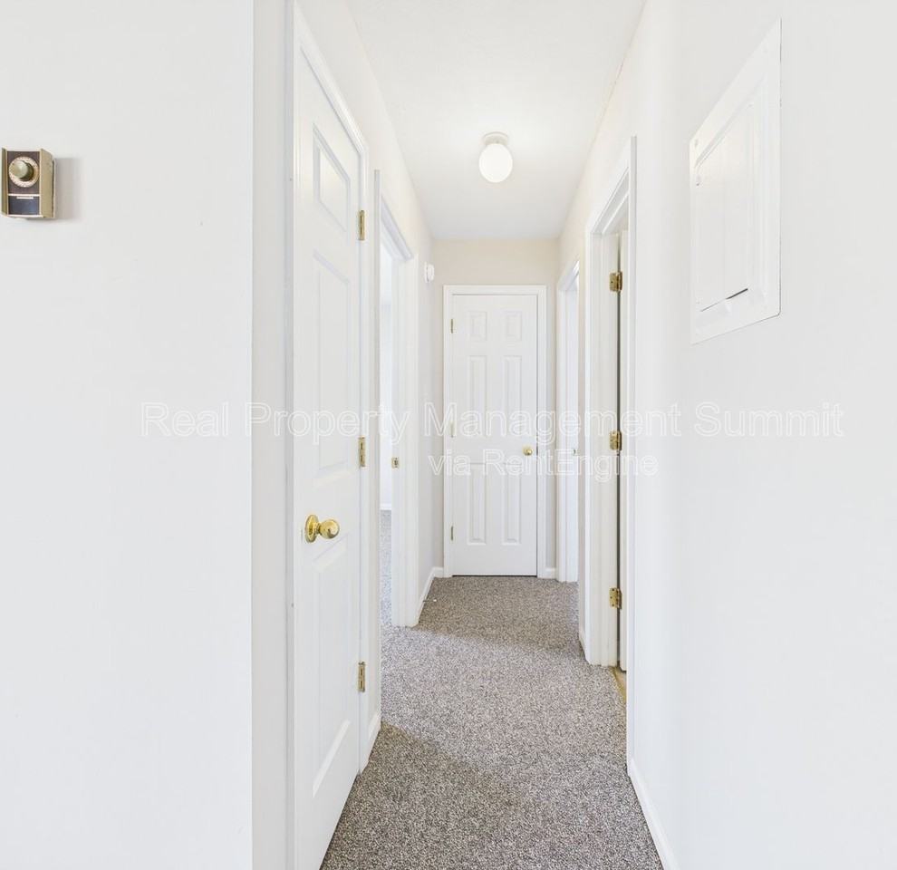 2501 Hickory Street #B4 - Photo 7 of 16