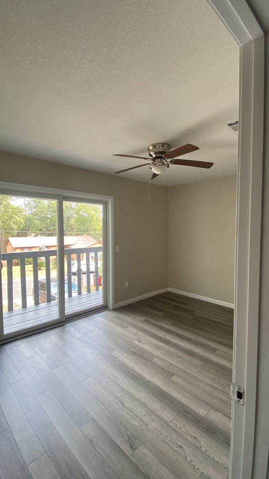 122 Hampton Drive #1