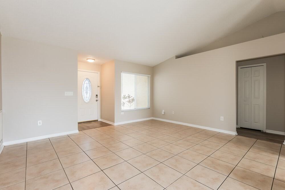 1515 Birchstone Ave - Photo 3 of 16