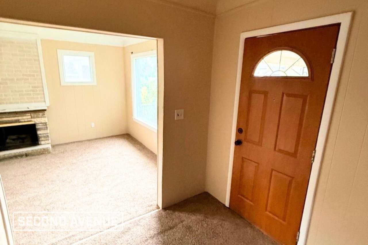 1168 Champaign Rd - Photo 5 of 13