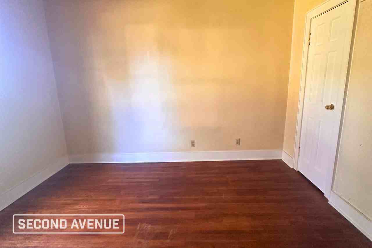 2610 Lowell Ave - Photo 7 of 11