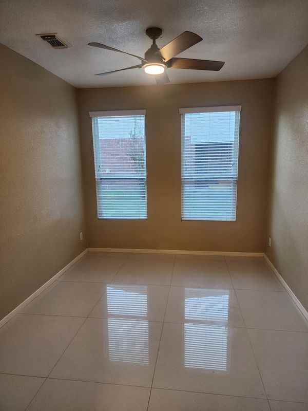 19215 Brook Village Road - Photo 5 of 9