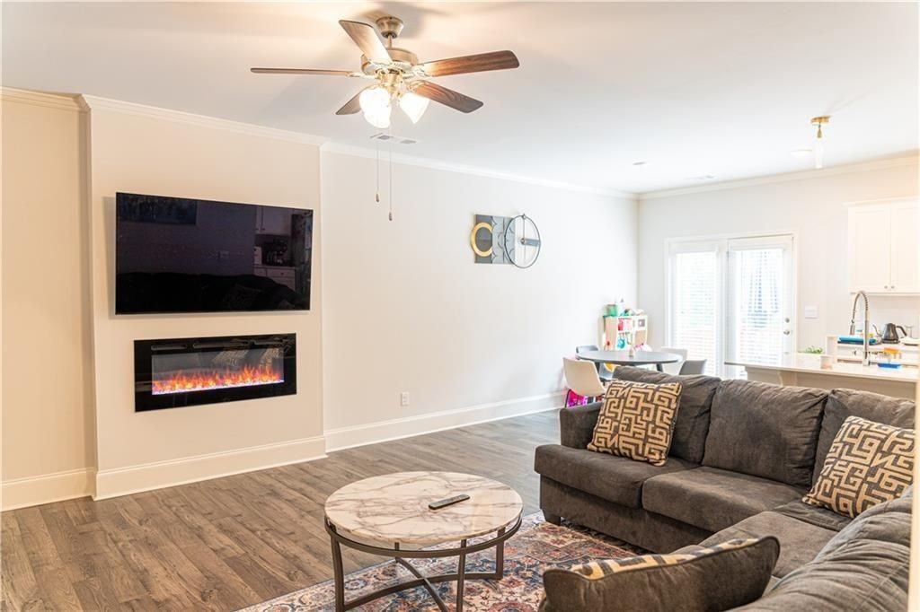 510 Scenic Pass - Photo 4 of 19