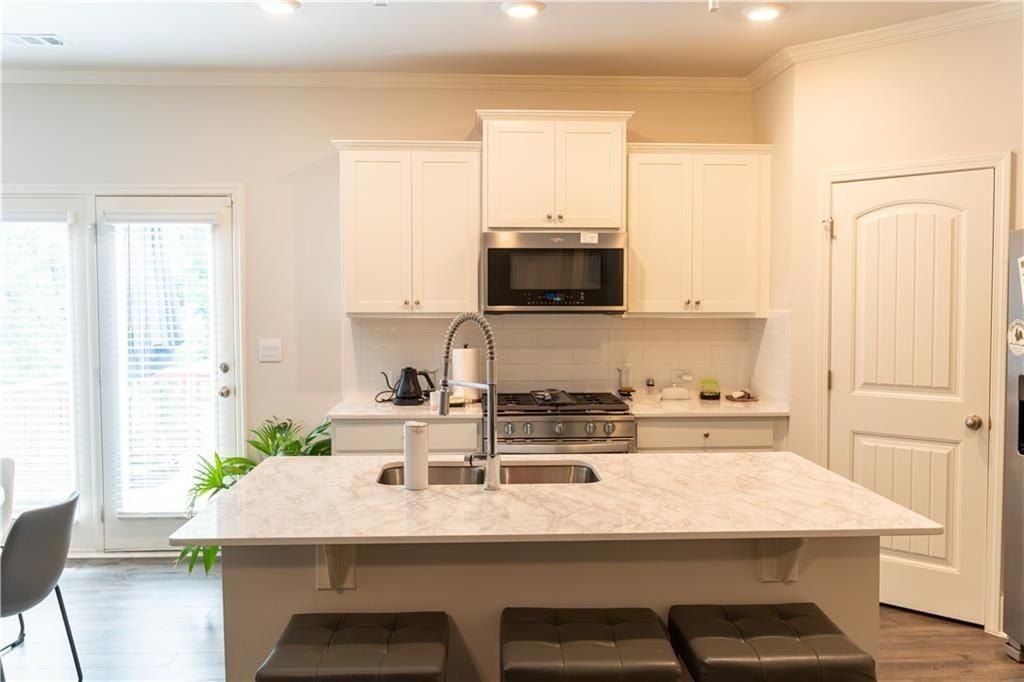 510 Scenic Pass - Photo 5 of 19