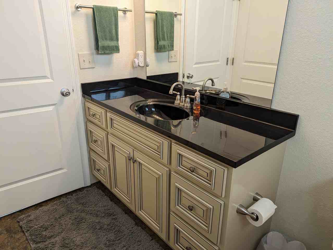 554 S Mccall Rd #A1 - Photo 3 of 26