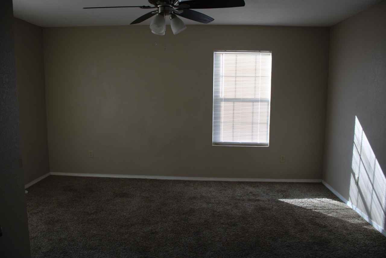 506 East Municipal Drive - Photo 4 of 7