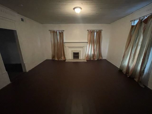 136 S Main St - Photo 2 of 14