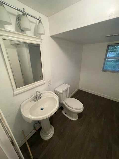 136 S Main St - Photo 5 of 14