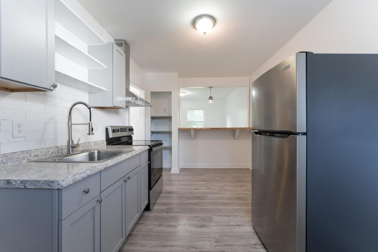 922 Morrow Rd #2 - Photo 4 of 20