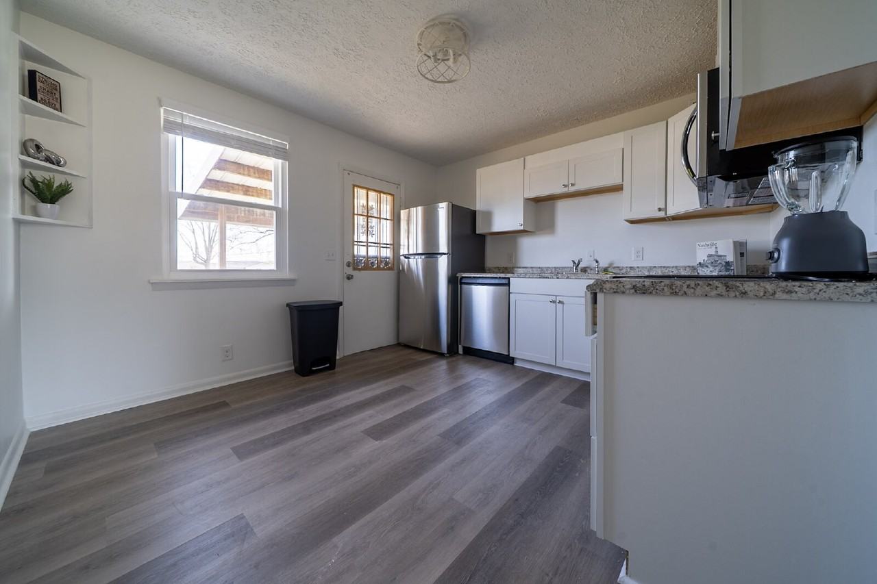 3902 Drakes Branch Rd - Photo 4 of 13