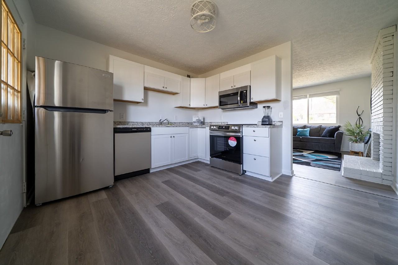 3902 Drakes Branch Rd - Photo 5 of 13