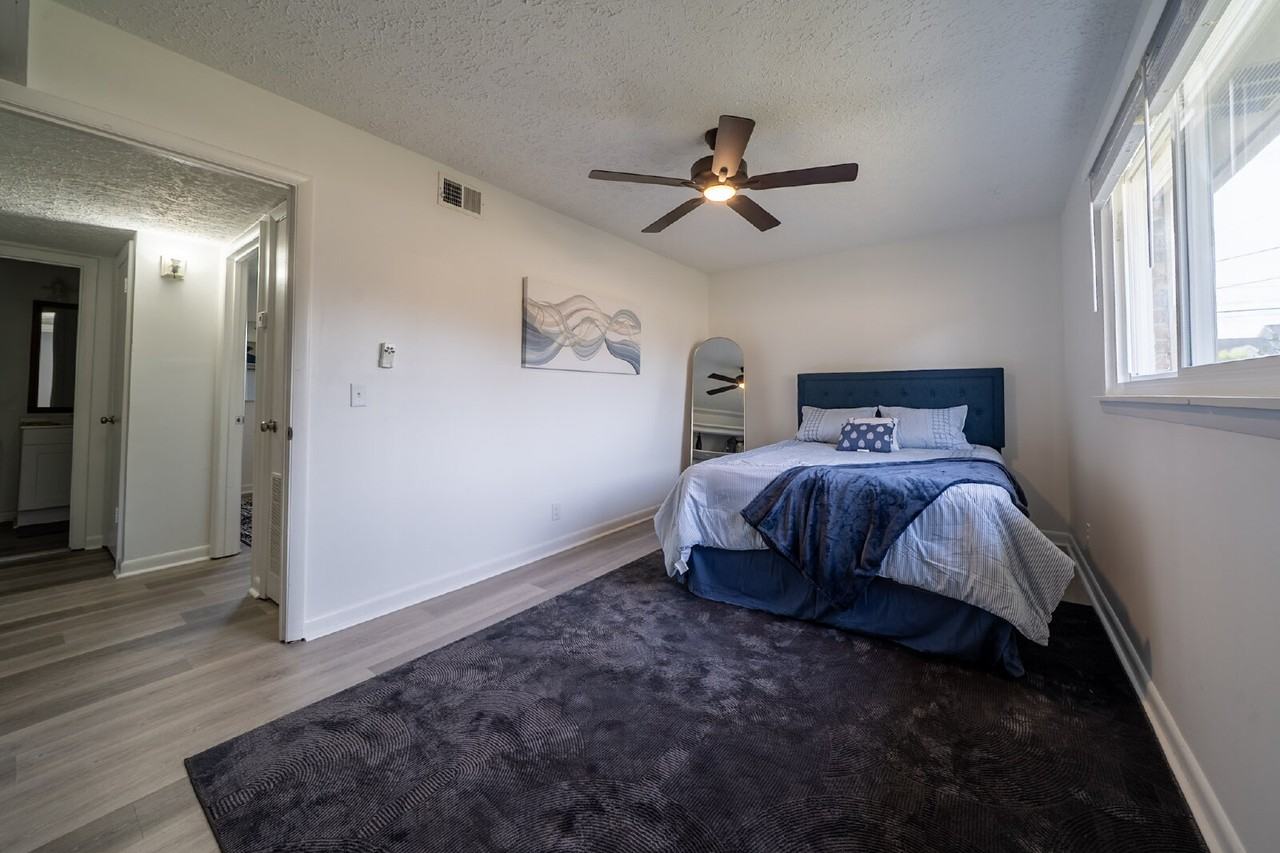 3902 Drakes Branch Rd - Photo 7 of 13