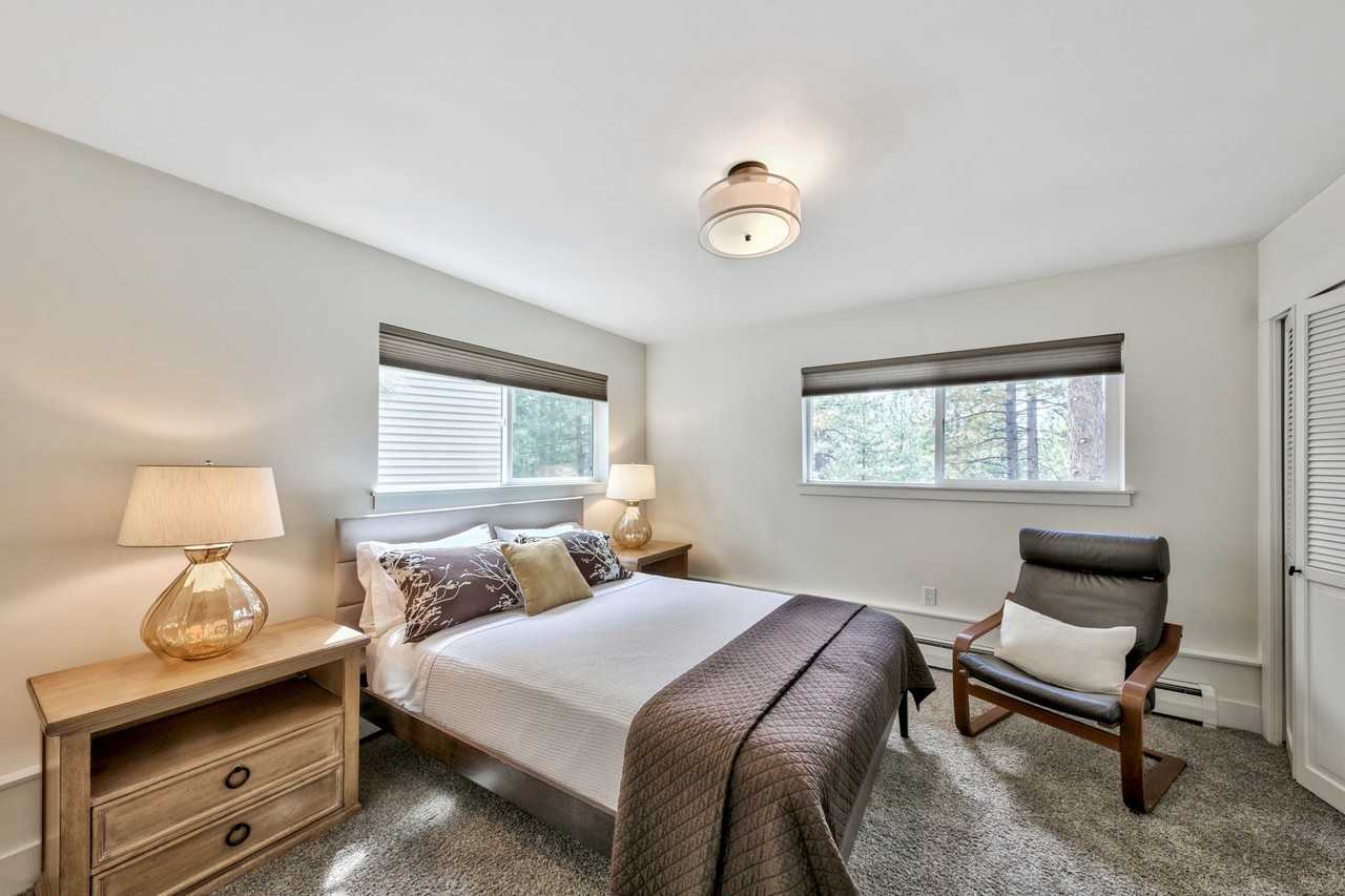 3576 Overlook Ct - Photo 2 of 38