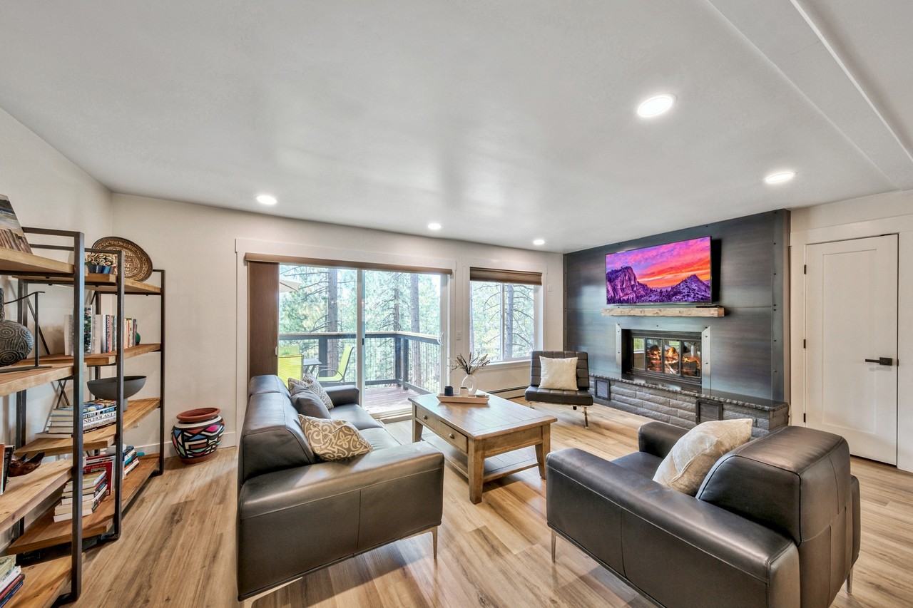 3576 Overlook Ct - Photo 4 of 38