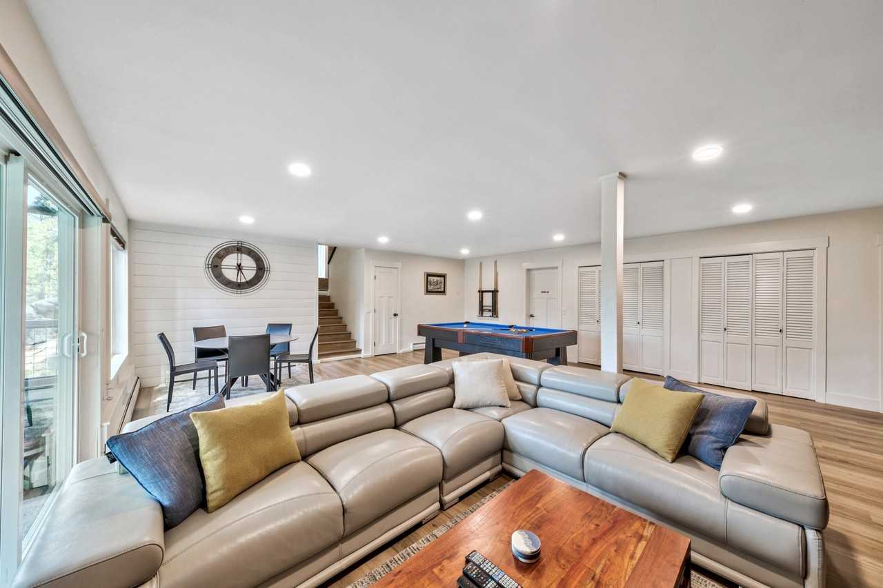 3576 Overlook Ct - Photo 5 of 38