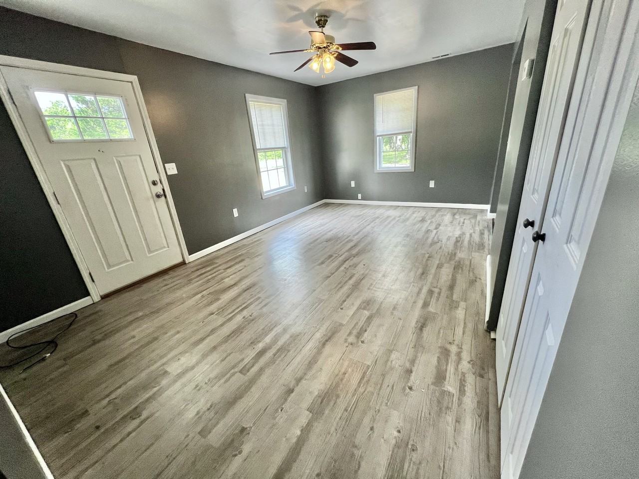 4663 Missouri #2 - Photo 5 of 9