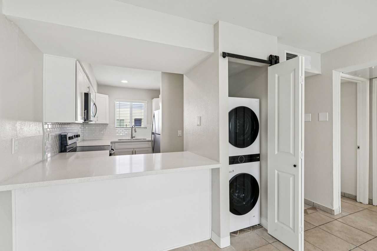 Union on Santa Rita - Photo 5 of 34