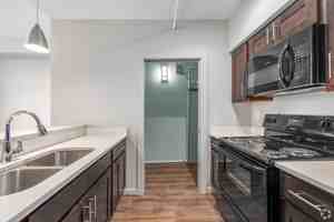 featured image of 2828 Euclid Ave