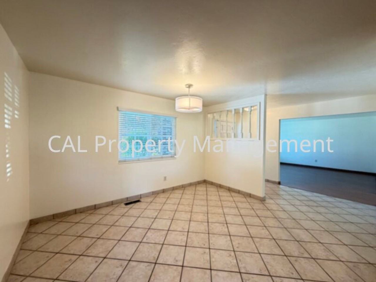 1600 Memorial Drive - Photo 6 of 27