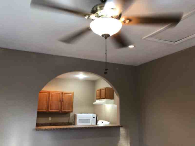 1102 College St - Photo 3 of 15