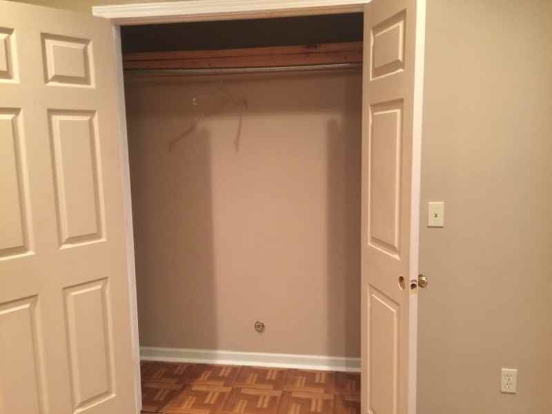 1102 College St - Photo 7 of 15