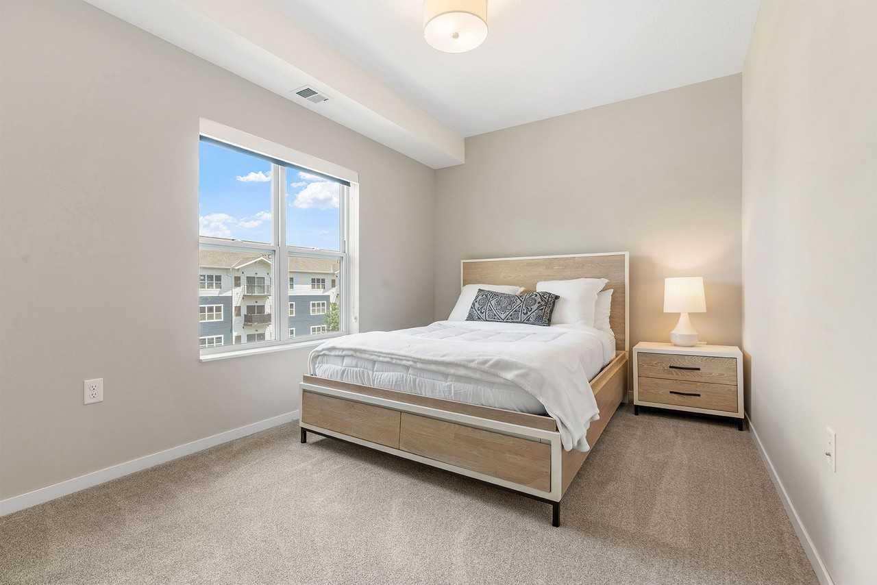 The Chamberlain Apartments - Photo 6 of 50