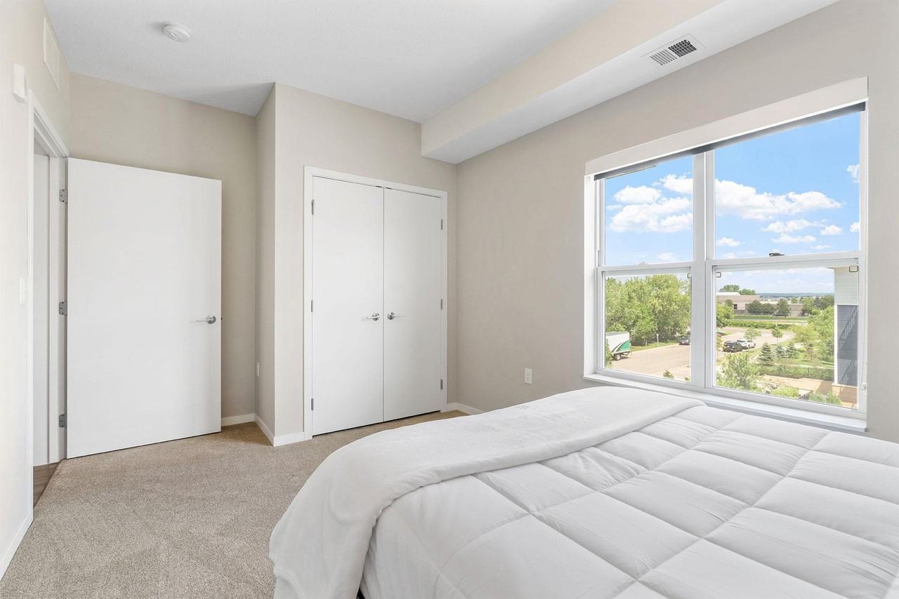 The Chamberlain Apartments - Photo 7 of 50