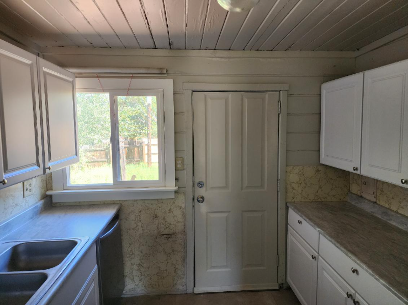 708 E Rio Grande St - Photo 2 of 10