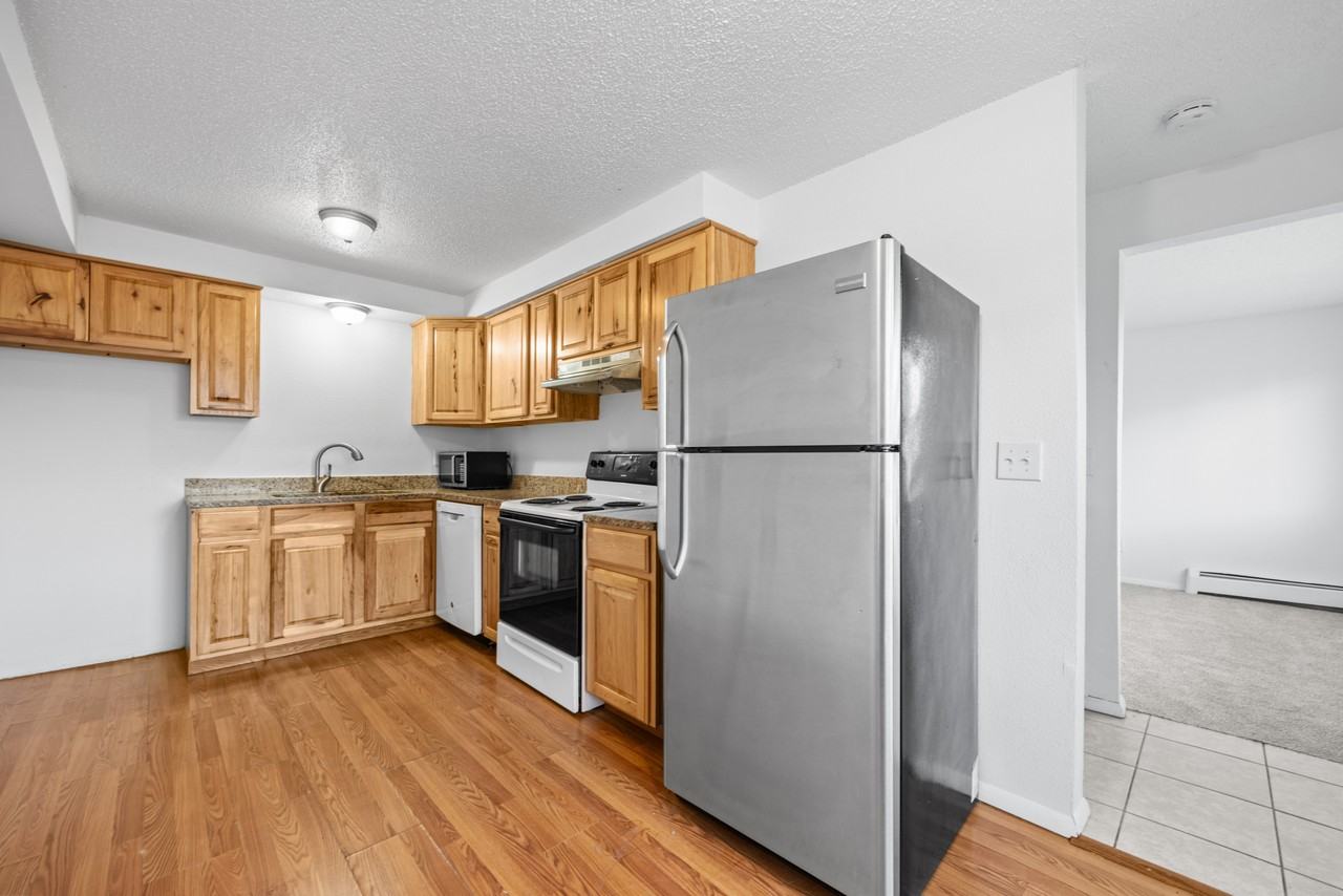 18 Ash Ct - Photo 3 of 22