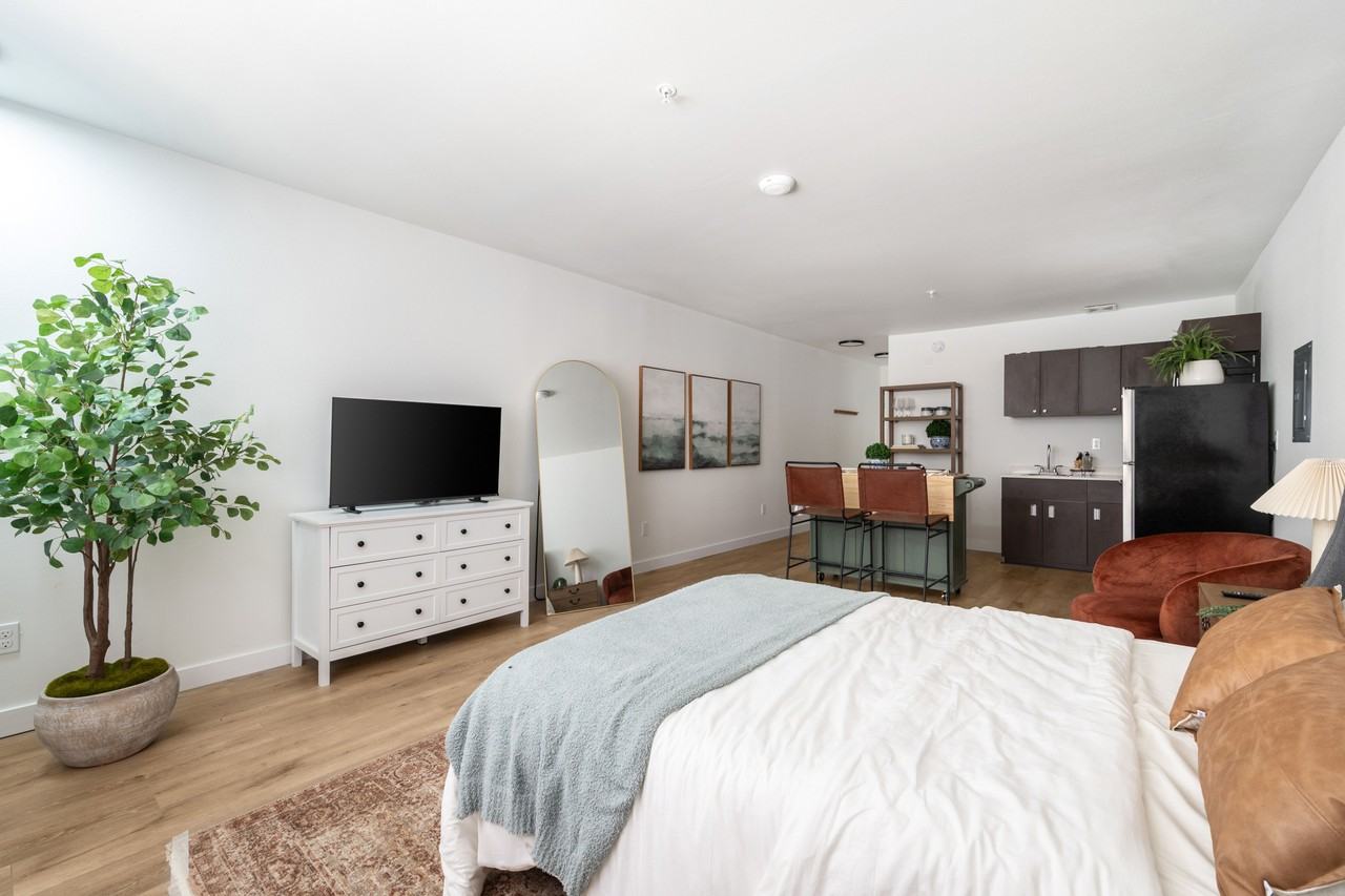 The Varsity - Photo 5 of 44