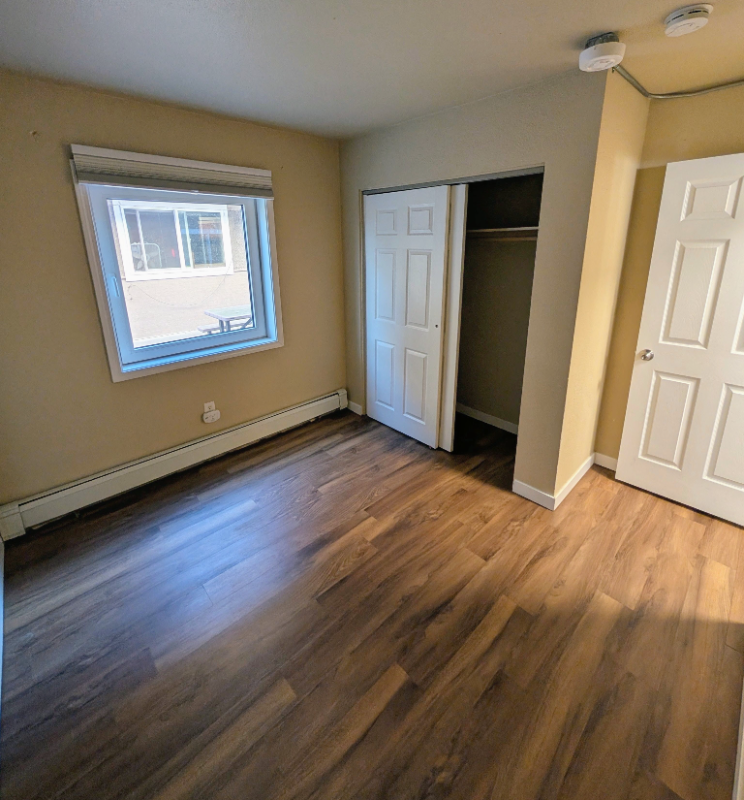 618 Gambell St #16 - Photo 6 of 6