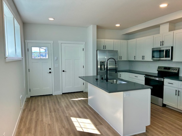 518 E Sunset Dr - Photo 5 of 9